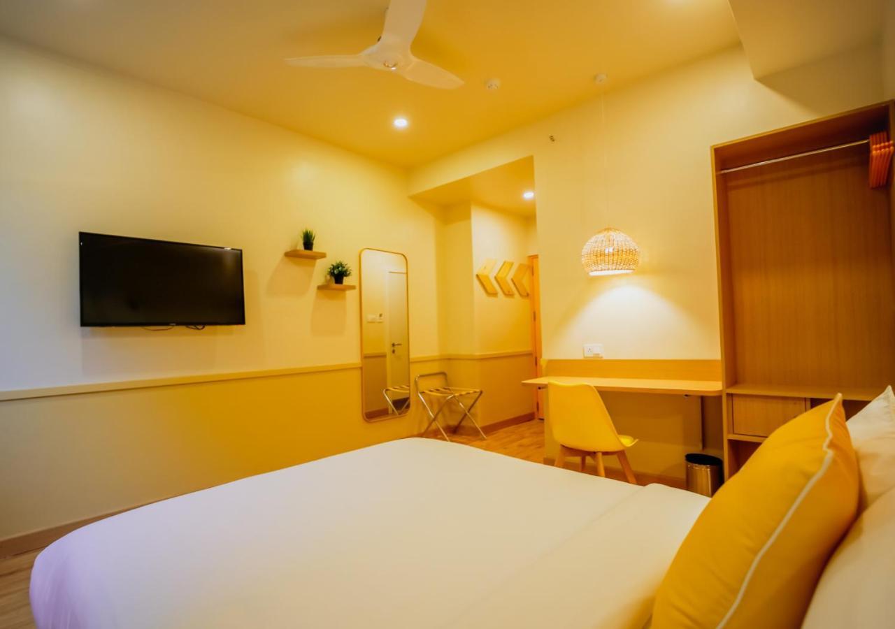 Bloom Hotel - Worli South Mumbai Eksteriør bilde